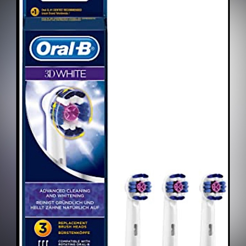Oral-B 3D White Replacement Tooth Brush Heads 3 Pack Advanced Cleaning NEW